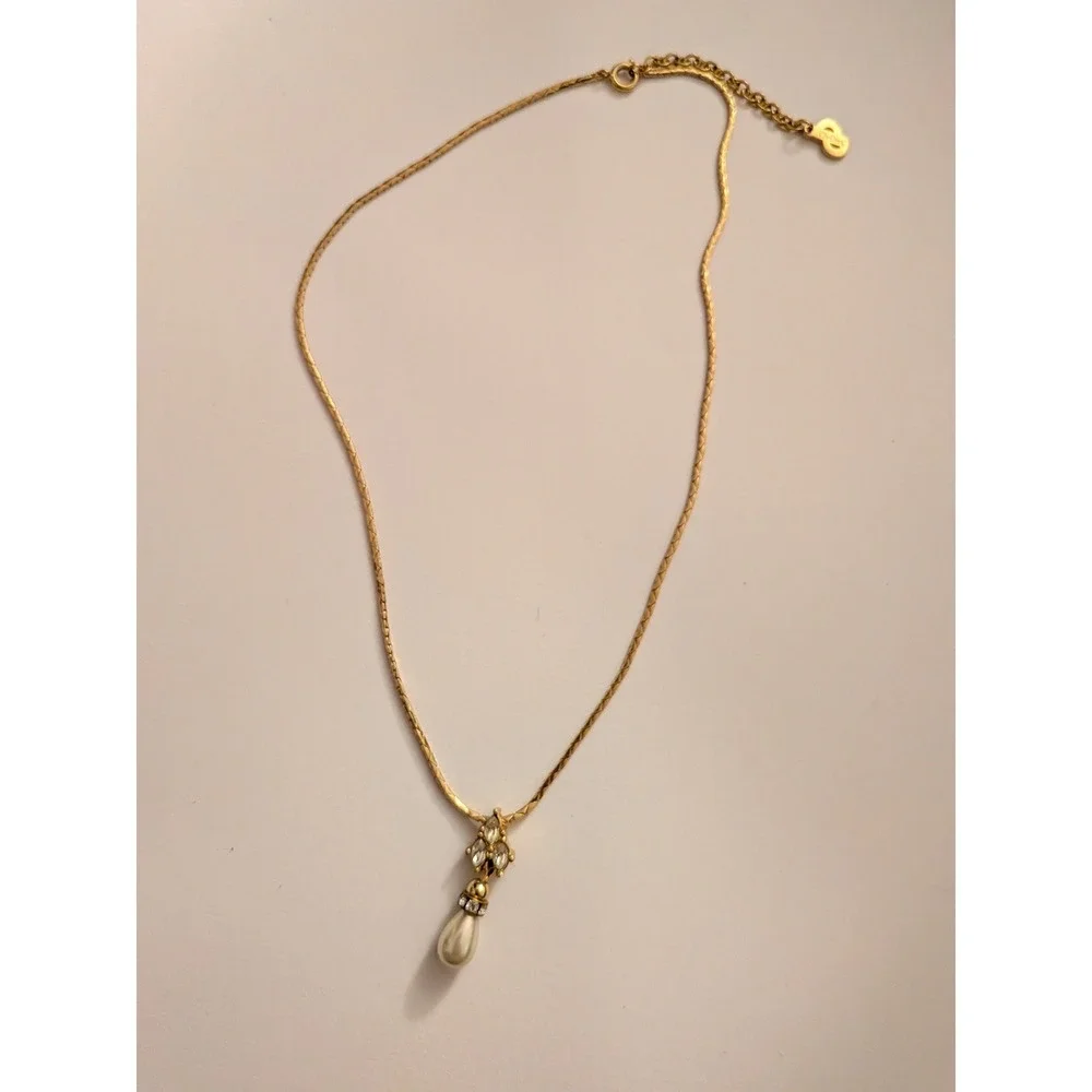 Christian Dior Vintage Gold Plated Faux Pearl Crystal Teardrop Pendant Necklace